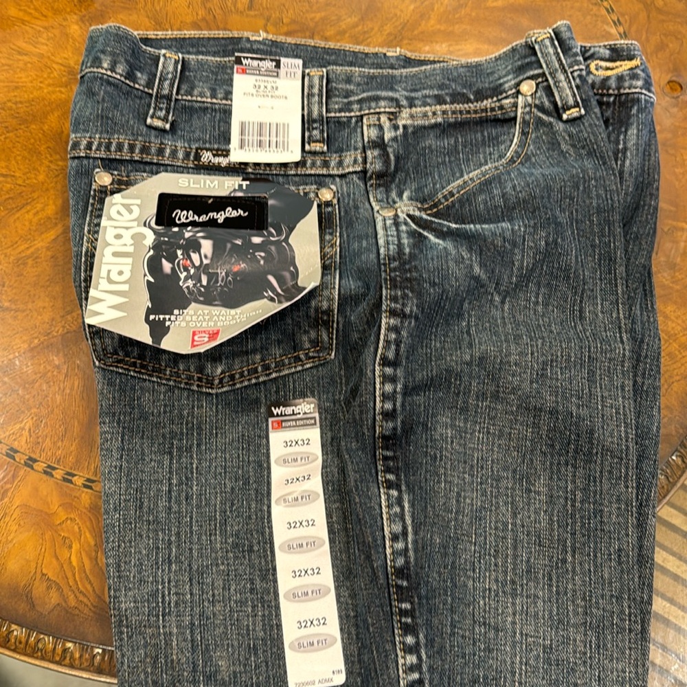 Brand new wrangler slim fit jeans.